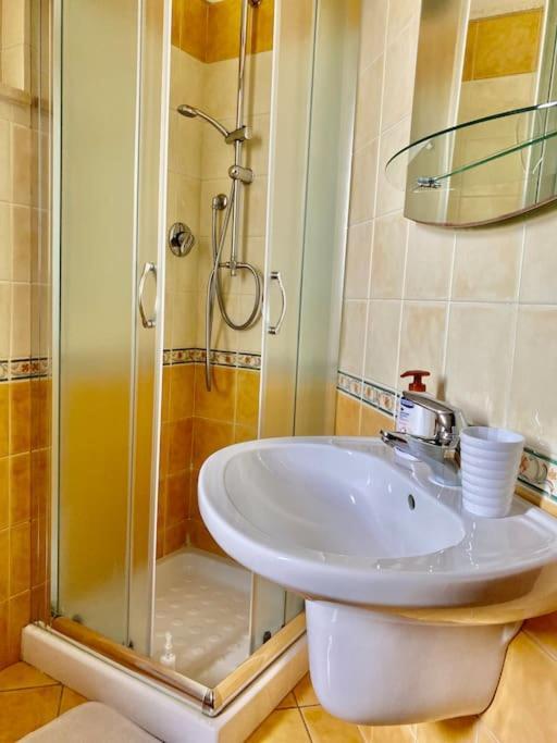 Casa Novella Fortezza Da Basso فلورنس المظهر الخارجي الصورة